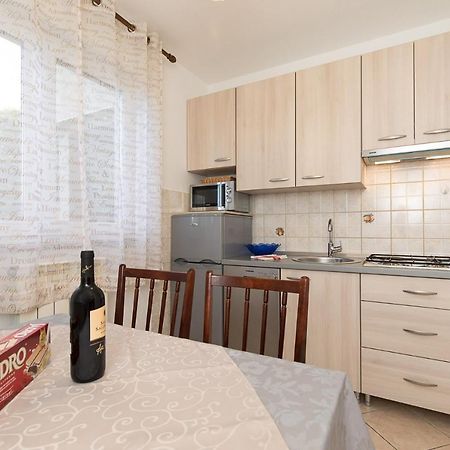 Apartment Stefano Vrh  Экстерьер фото