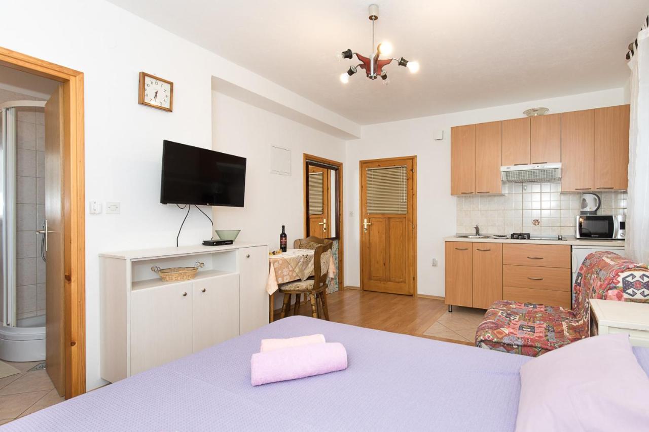 Apartment Stefano Vrh  Экстерьер фото